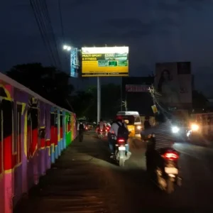 a2b-avadi-towards-new-millitary-road-unipole-night-view