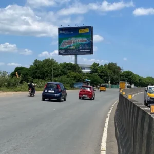 Adinnoutdoor oragadam unipole hoarding site.