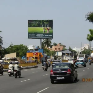Unipole hoarding in Kattankulathur.